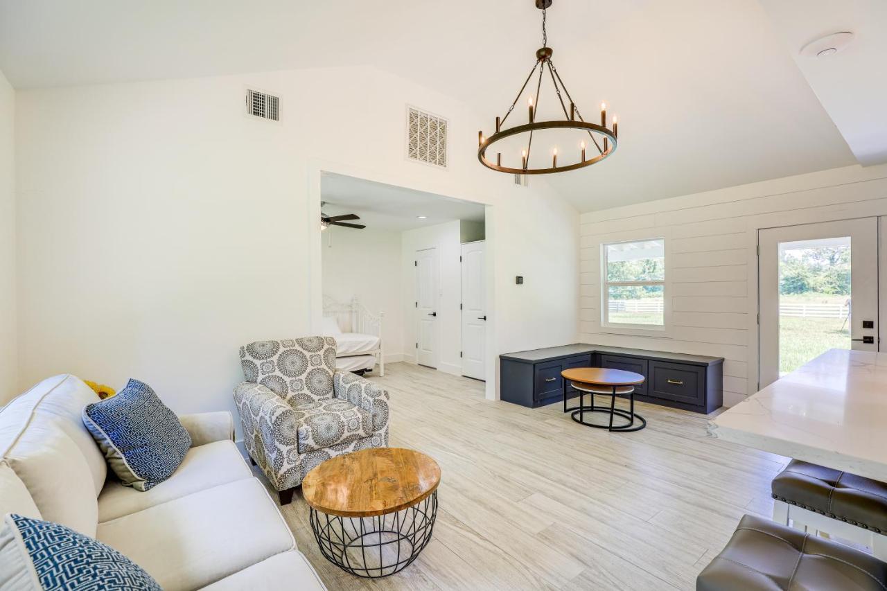 Bright Wallis Cottage With Pergola And Grill! Exterior foto